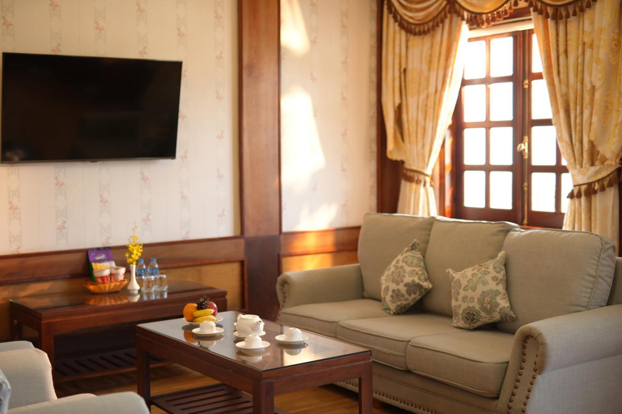 Pleiku Hotel By Gia Lai Tourist Экстерьер фото