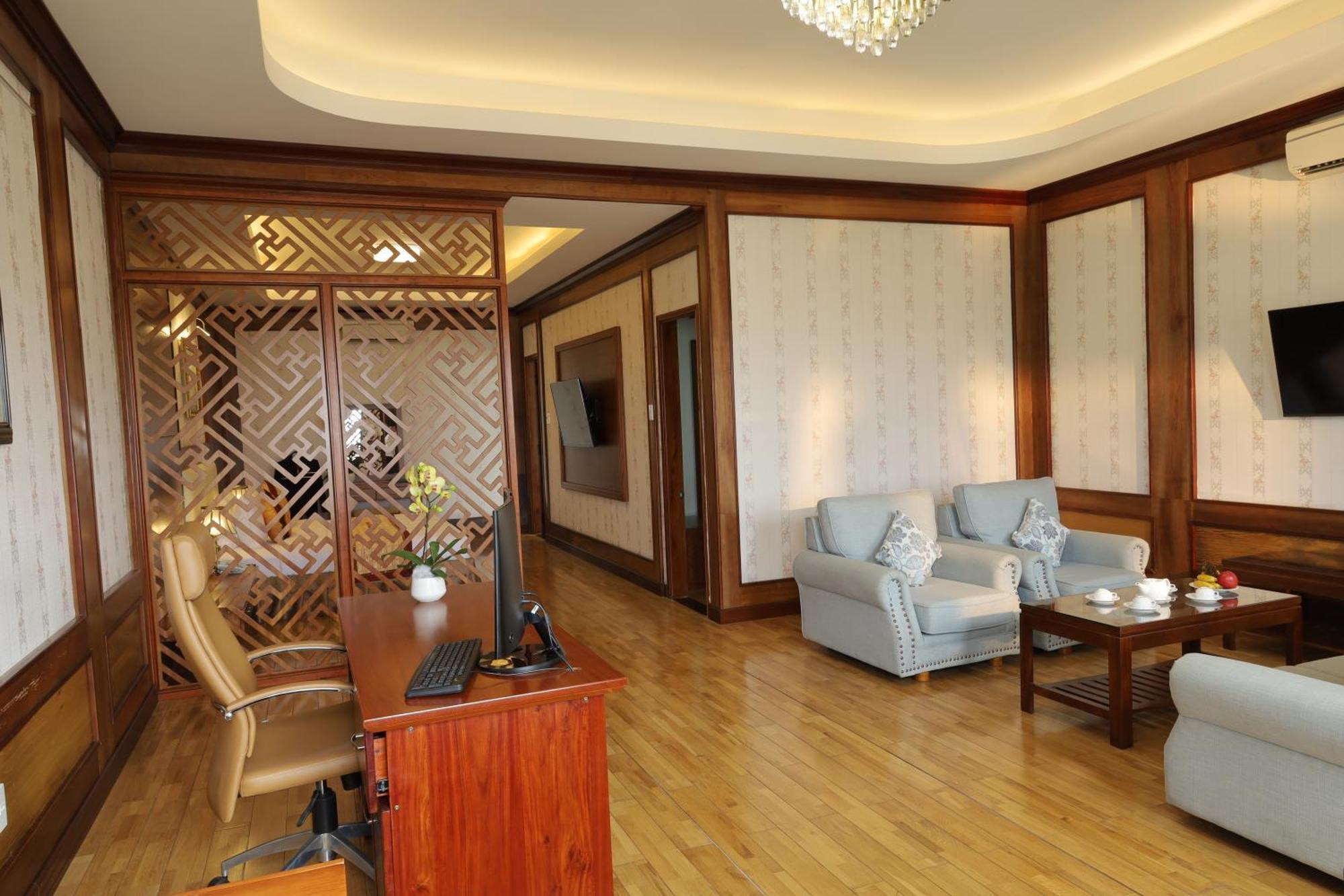 Pleiku Hotel By Gia Lai Tourist Экстерьер фото