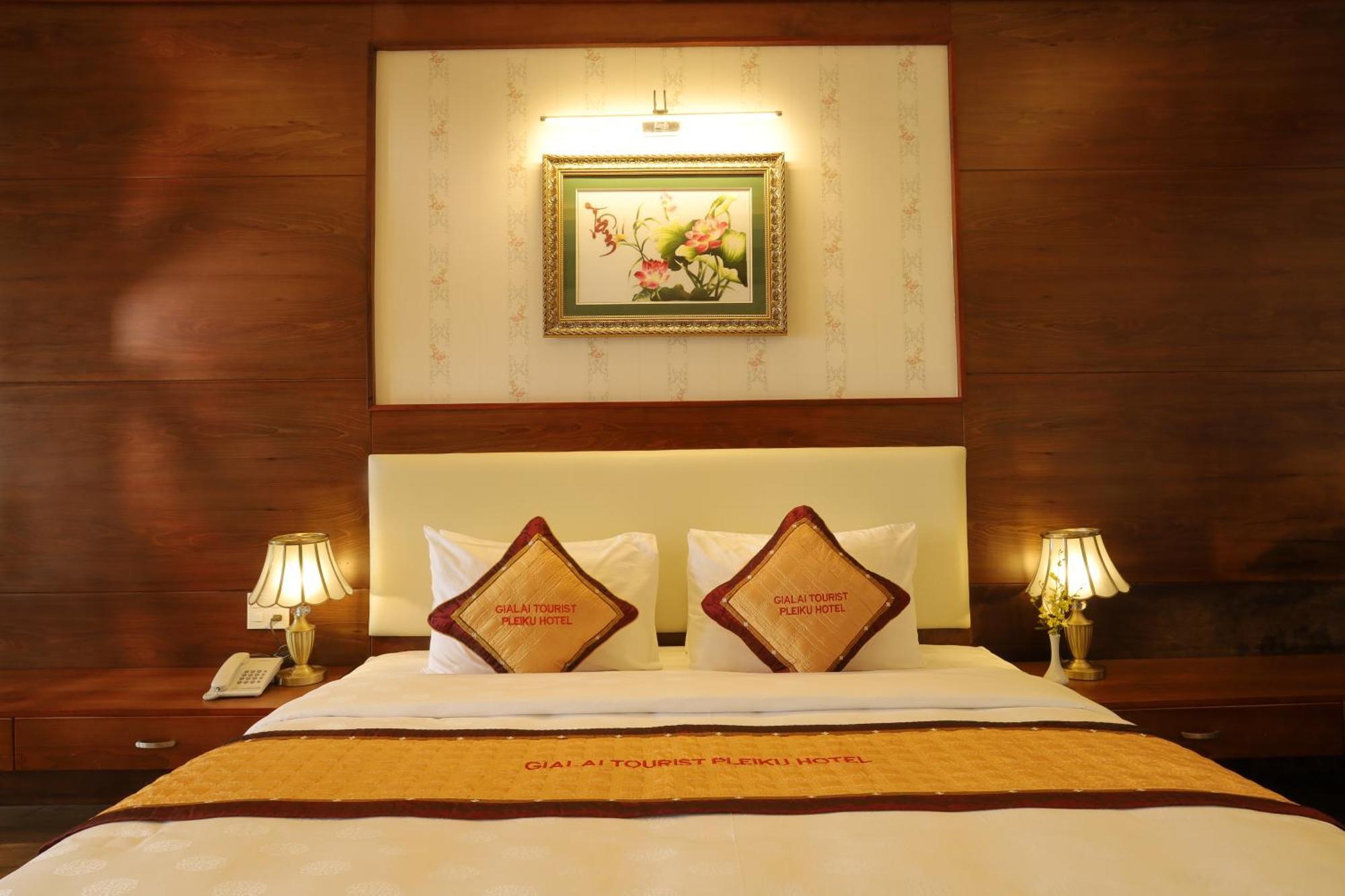 Pleiku Hotel By Gia Lai Tourist Экстерьер фото