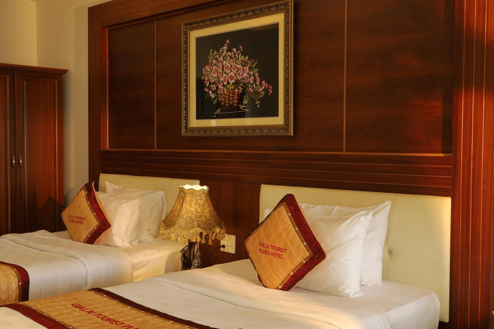 Pleiku Hotel By Gia Lai Tourist Экстерьер фото