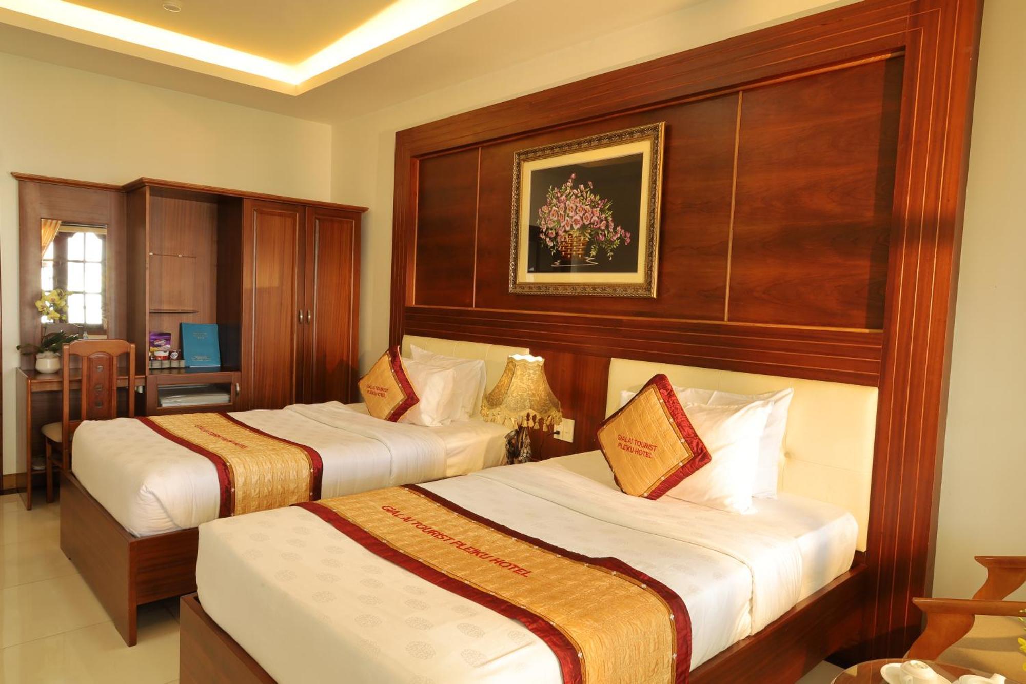 Pleiku Hotel By Gia Lai Tourist Экстерьер фото