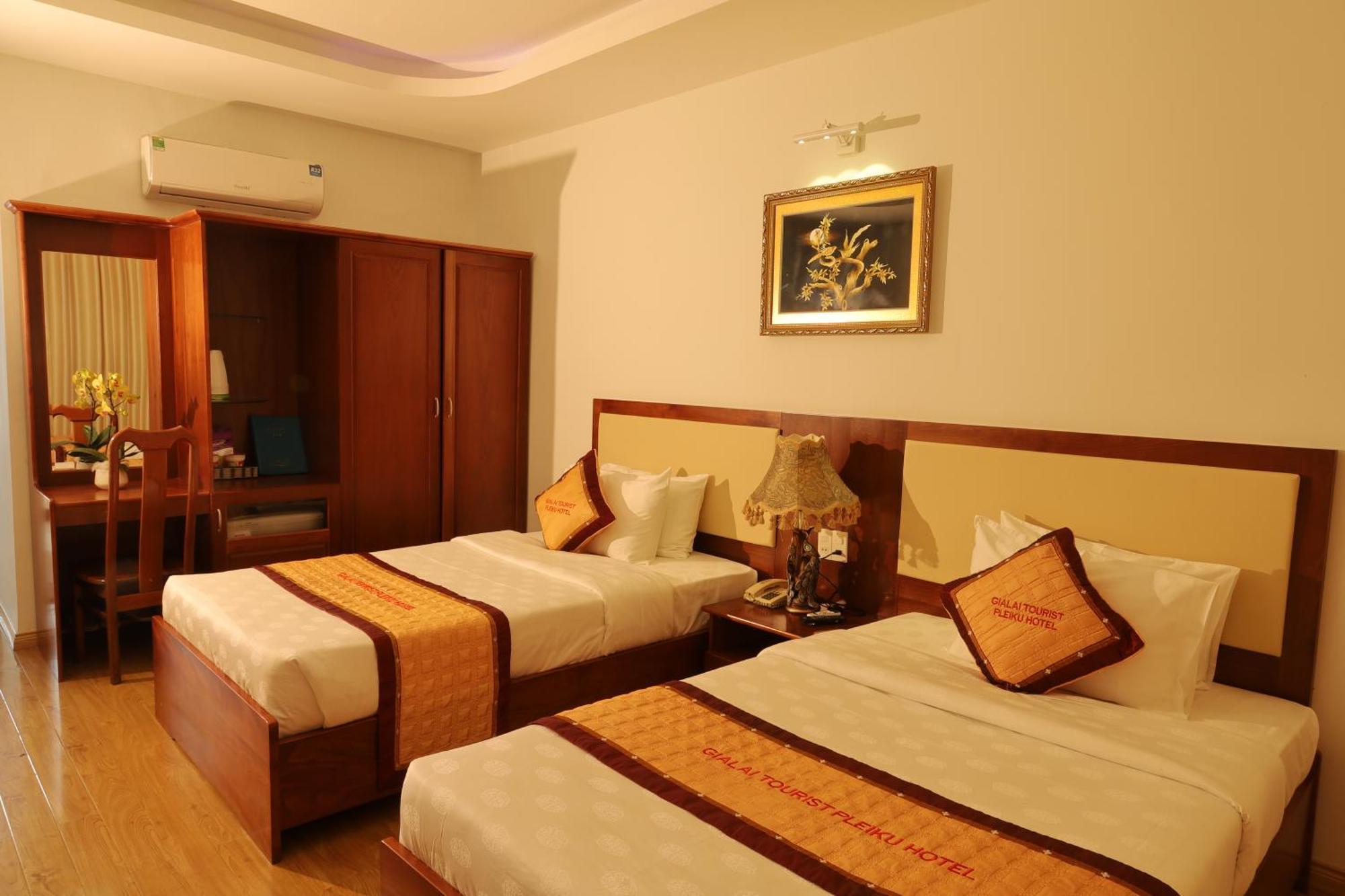Pleiku Hotel By Gia Lai Tourist Экстерьер фото