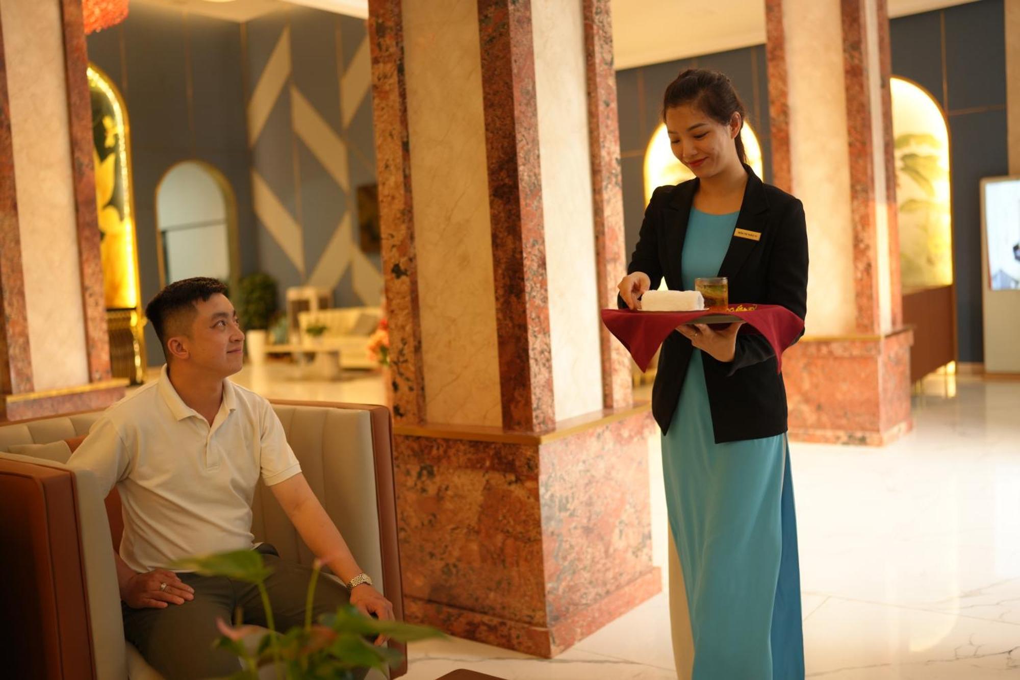 Pleiku Hotel By Gia Lai Tourist Экстерьер фото